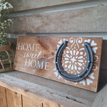 Home Sweet Home | Welcome Rustic Horseshoe Wall Plaque