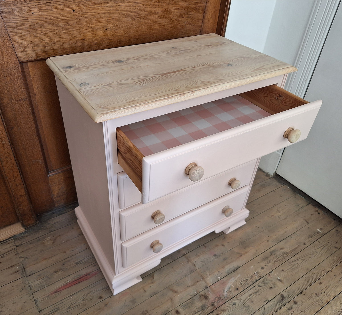 Blush Pink & Natural Wood Bedroom Furniture Set – Chest of Drawers & Bedside Tabless